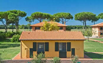 Aparthotel La Fattoria Di Tirrenia