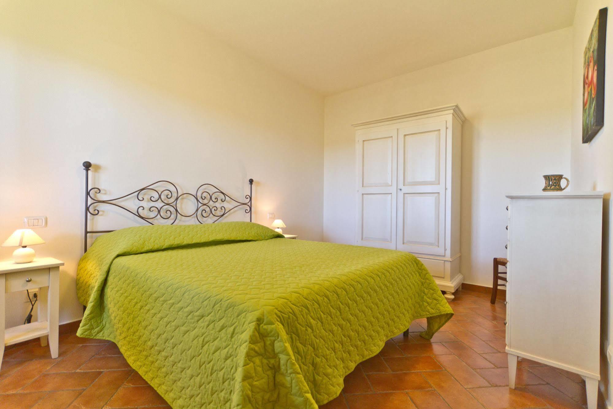 Aparthotel La Fattoria Di Tirrenia